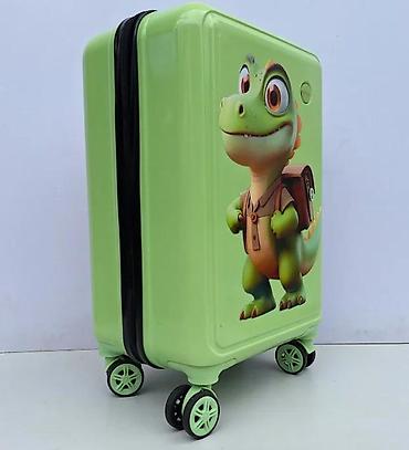 Rančevi, torbe i koferi: Dečiji koferi – set od 2 komada, zeleni, sa motivom malenog — 6