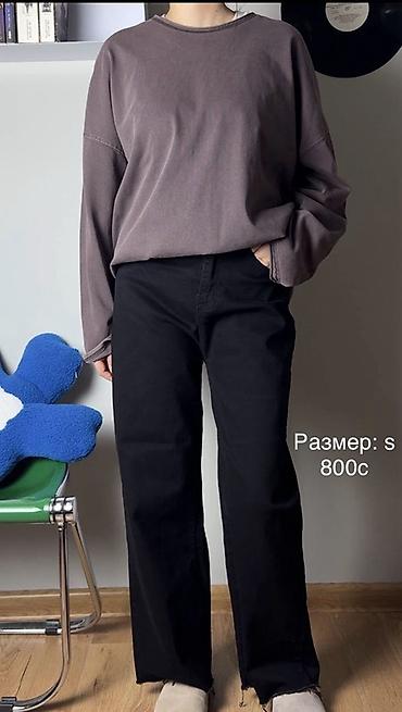 Кардиганы: Джинсы б/ у носили не долго 
Цены от 300-800с 
Размеры: xs-m — 4