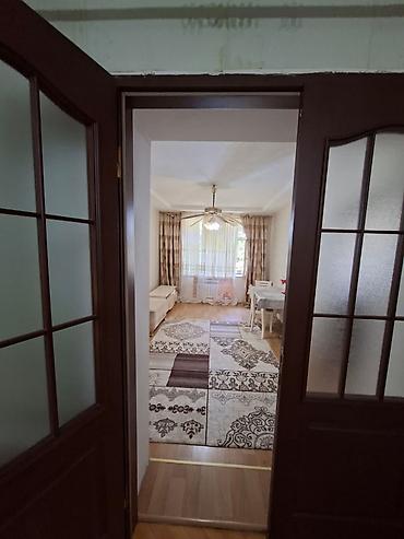 Uzunmüddətli kirayə mənzillər: Elmlər və İnşaatçılar metrosunun yaxını, ATV Plusun yanında, köhnə — 9