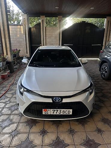 тониров: Toyota Levin: 2021 г., 1.8 л, Вариатор, Гибрид, Седан — 1