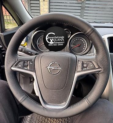 Ostale usluge: Profesionalno presvlačenje volana – ručni rad - Specijalizovana — 1