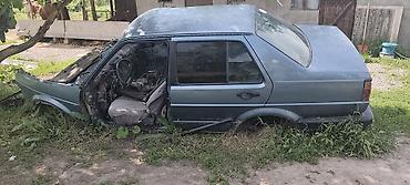 Продажа авто: Volkswagen Jetta: 1989 г., Седан — 4