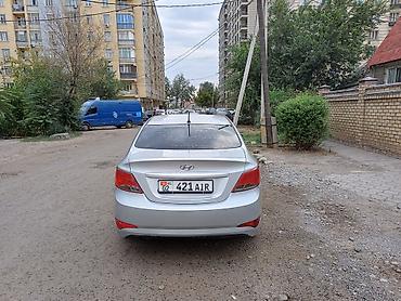 стутер: Hyundai Solaris: 2014 г., 1.6 л, Автомат, Бензин — 4