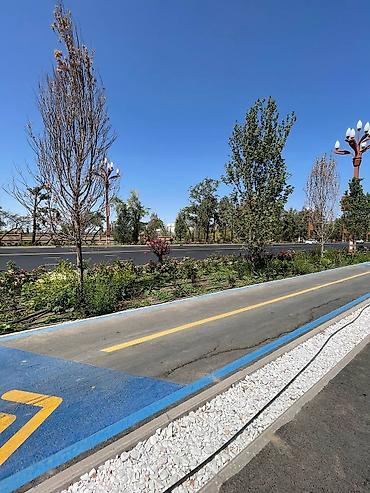 Продажа другой коммерческой недвижимости: 📍ул.Чынгыза Айтматова 🔘5-комнатная 🔘Этажи 1/14 🔘126м² Предлагается — 10