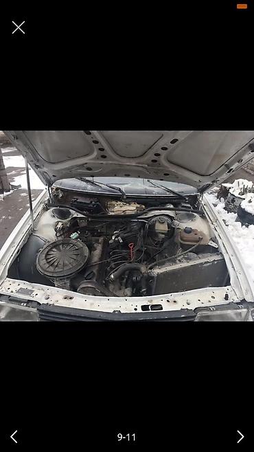Audi: Audi 100: 1983 г., Механика, Бензин, Седан — 3