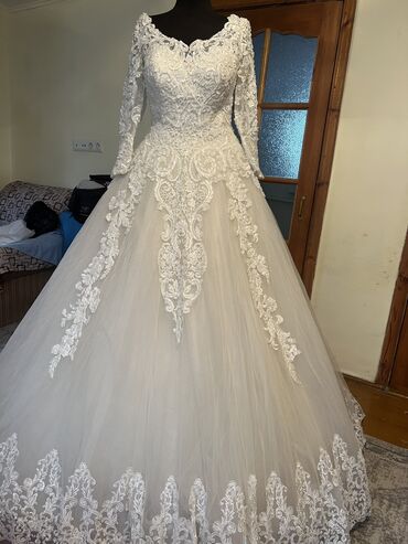 Свадебные платья: Свадебные платья — 13