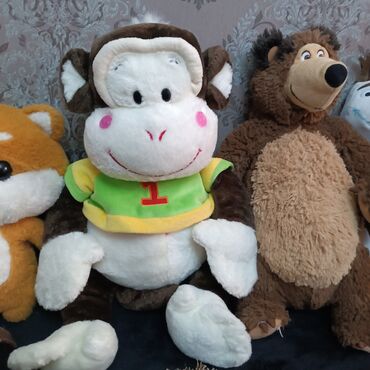 Игрушки: Продаю много детских игрушек Этот игрушечный мусоровоз в ярком — 8