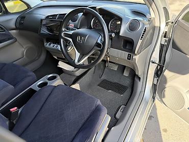 toiota rav 4: Honda Stream: 2004 г., 1.8 л, Бензин, Минивэн — 4
