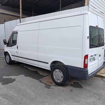 ford tourneo connect 2010: Ford Transit: 2.2 l | 2013 il 26000 km Van/Minivan