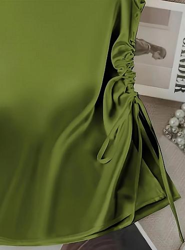 Köynək və bluzalar: Ölçü: XXL (44-46) Stil: V-yaxa, böyrü büzməli və ipli model Material — 16