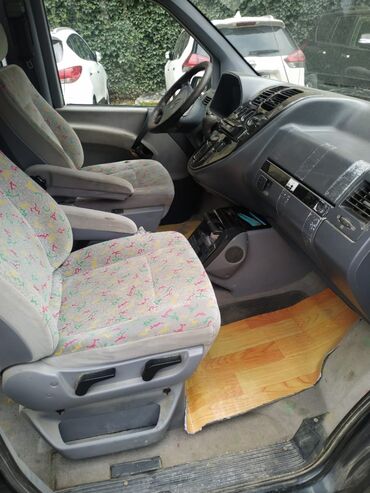Mercedes-Benz: Mercedes-Benz Vito: 2.3 l | 1998 il Van/Minivan — 17