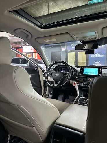 Honda: Honda Accord: 2018 г., 2 л, Типтроник, Гибрид, Седан — 4