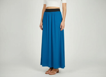 spódnice z eko skóry rozkloszowane: Women`s skirt, size S