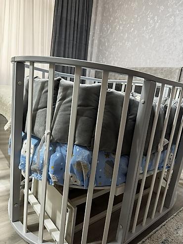 Beşiklər: Real alıcıya endirim olunacaqdır. Matras da hədiyyədir. Oval formalı — 2