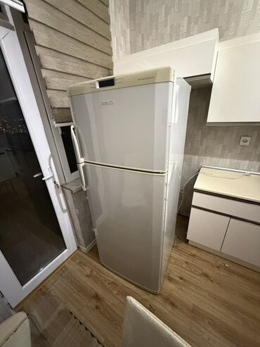 Qonaq otağı dəstləri: Masa və oturacaqlar, Kredit yoxdur — 10