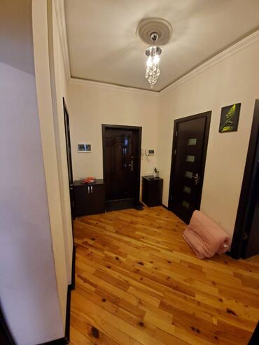 Yeni tikili: 3 otaqlı, Yeni tikili, 80 kv. m — 10