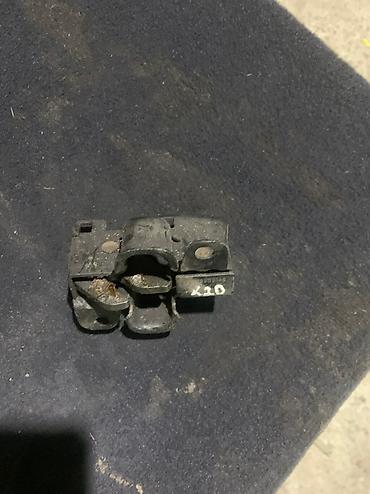 mers e210: Продается Замок для капота Мерседес Бенц E-Class — 4