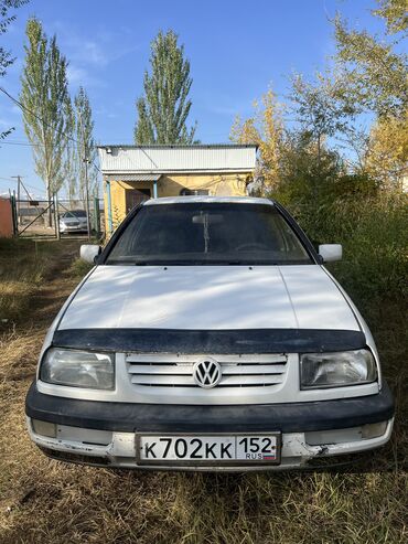 купить фары на пассат б3: Volkswagen Vento: 1992 г., 1.8 л, Механика, Бензин, Седан