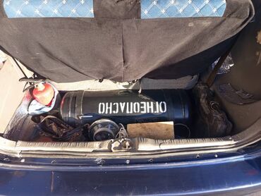 Isuzu: Isuzu : 1998 г., Автомат — 15