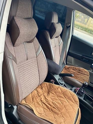 Kia: Kia cee’d hatchback Xüsusiyyətlər: - Kuzov: 5 qapılı hatchback - — 10