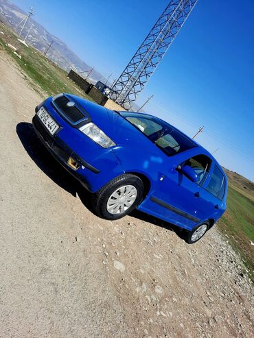 kvadrasikl satışı: Skoda Fabia: 1.4 л | 2000 г. 2222 км Хэтчбэк