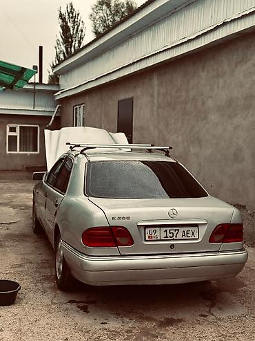 прадаю газ 53: Mercedes-Benz E-Class: 1998 г., 2 л, Механика, Бензин, Седан — 1