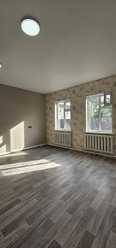 Продажа коттеджей и домов: Продаётся благоустроенный дом 80 кв.м. на участке 3 сотки по — 10