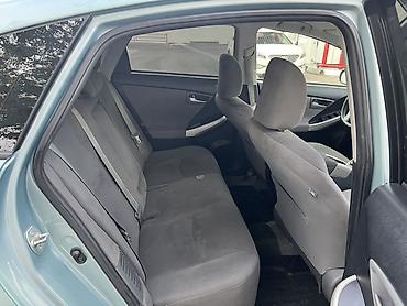 byd e1: Toyota Prius: 2013 г., 1.8 л, Автомат, Гибрид, Лифтбек — 10
