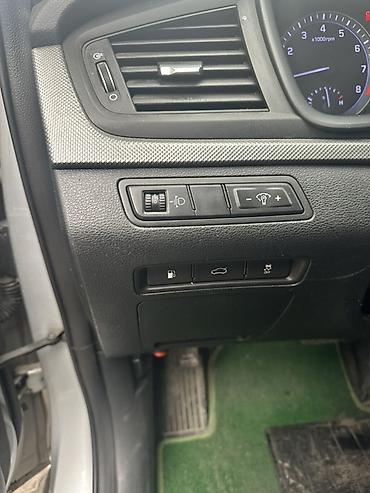 Hyundai: Hyundai Sonata: 2019 г., 2 л, Автомат, Газ, Седан — 14