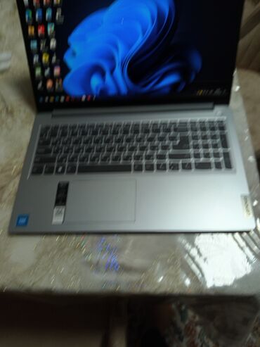 Lenovo: Lenovo noutbuk – orijinal qutuda real alıcıya 100 manatdan çox endirim -da lalafo.az — 14 Lenovo: Lenovo noutbuk – orijinal qutuda real alıcıya 100 manatdan çox endirim — 14