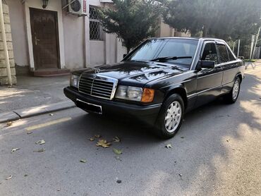 bmw az qiymetler: Mercedes-Benz 190: 2.3 l | 1993 il Sedan