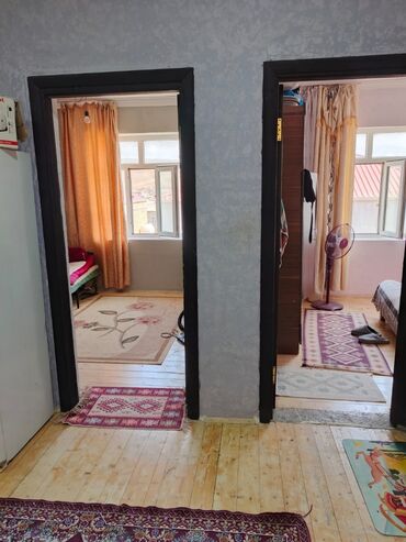 Həyət evləri və villaların satışı: 4 otaqlı, 100 kv. m, Kredit yoxdur, Orta təmir — 13