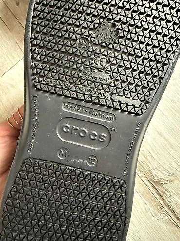 Сандалдар жана шлепкалар: Эркектердин сандалийи, 46, 47, Crocs, Жаңы, түсү - Кара, Өзү алып кетүү — 4