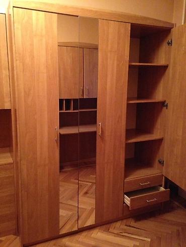 польский: Продаю юношеский гарнитур, Польша, в идеальном состоянии. Состоит из — 3