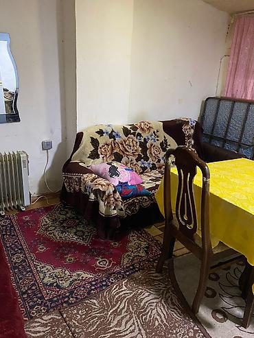 Həyət evləri və villalar: 30 kv. m, 1 otaqlı — 2