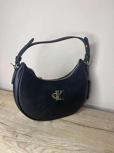 Torbe: Torba oko struka, Chloé, Materijal: Lakovana koža — 12