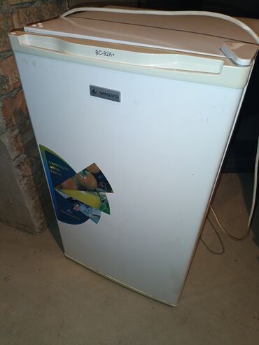 старую технику: Мини холодильник почти новый доставка есть