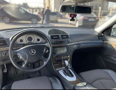 Mercedes-Benz E-Class: 2002 г., 3.2 л, Автомат, Бензин, Седан