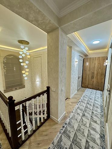 Долгосрочная аренда домов: 200 м², 8 комнат, Евроремонт, Лоджия, Парковка — 16