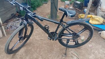 меняю на недвижимость: Горный велосипед, Specialized, Рама XL (180 - 195 см), Титан, Новый