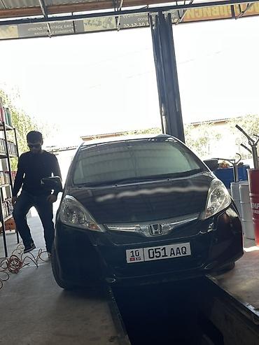 fit 2008: Honda Fit: 2013 г., Вариатор, Гибрид, Хэтчбэк — 8