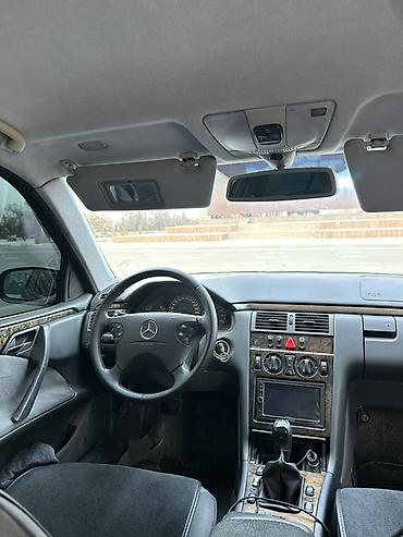 Mercedes-Benz: Mercedes-Benz E-Class: 2000 г., 2 л, Механика, Бензин, Седан — 7