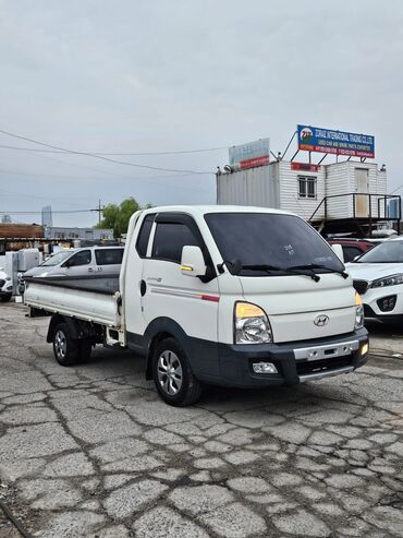 Транспорт: Hyundai Porter: 2018 г., 2.5 л, Автомат, Дизель