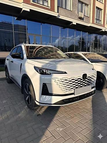 kaiyi e5: Changan Uni-T: 2025 г., 1.5 л, Автомат, Бензин, Кроссовер — 1
