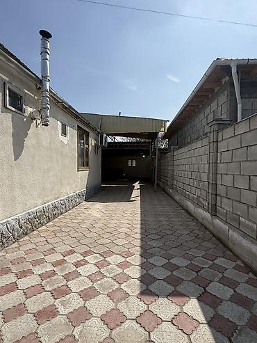 Продажа коттеджей и домов: 📍В Сокулуке продается дом на участке 3 соток, 2010 г. строения. 🏡Дом — 4