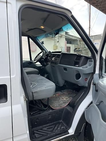 Ford: Ford Transit yük Xüsusiyyətlər: - Kuzov: qısa baza, aşağı tavanlı, 3 — 7