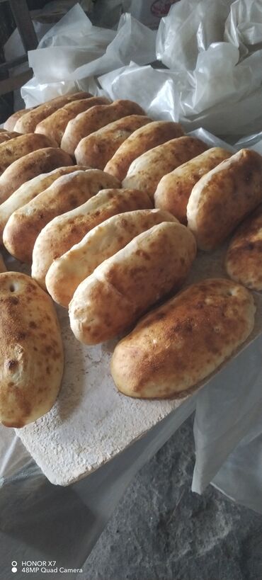 Un məmulatları: DÖNƏR ÇÖRƏYİ Sifarişi qəbul olunur BATON çörəyi BURGER çörəkləri — 6