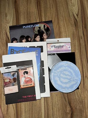 adidas torba satchel: K‑pop set: magazini, albumi, stikeri i sitni merch Prodajem svoje — 4