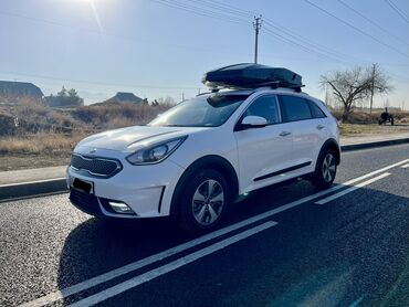Kia: Kia Niro: 2018 г., 1.6 л, Робот, Гибрид, Кроссовер — 1