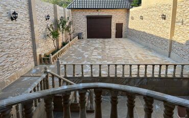 Həyət evləri və villaların satışı: 7 otaqlı, 300 kv. m, Yeni təmirli — 23